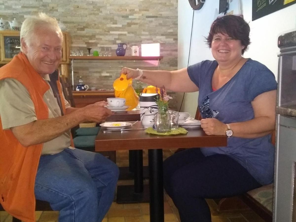 Pension Camping Schausten Cochem Eksteriør billede